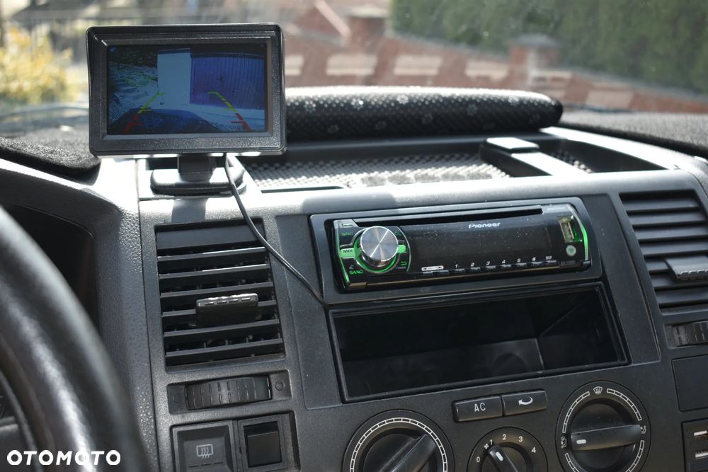 Volkswagen Transporter L2H1 - 17