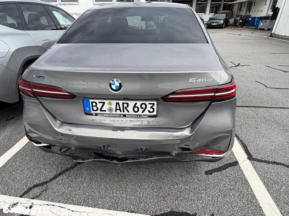 BMW Seria 5 540d xDrive - 5