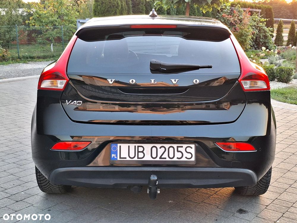 Volvo V40 D2 - 12