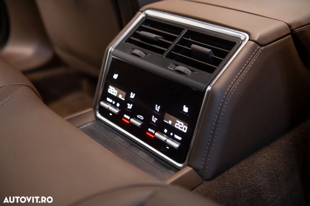 Porsche Panamera 4 E-Hybrid Executive - 36