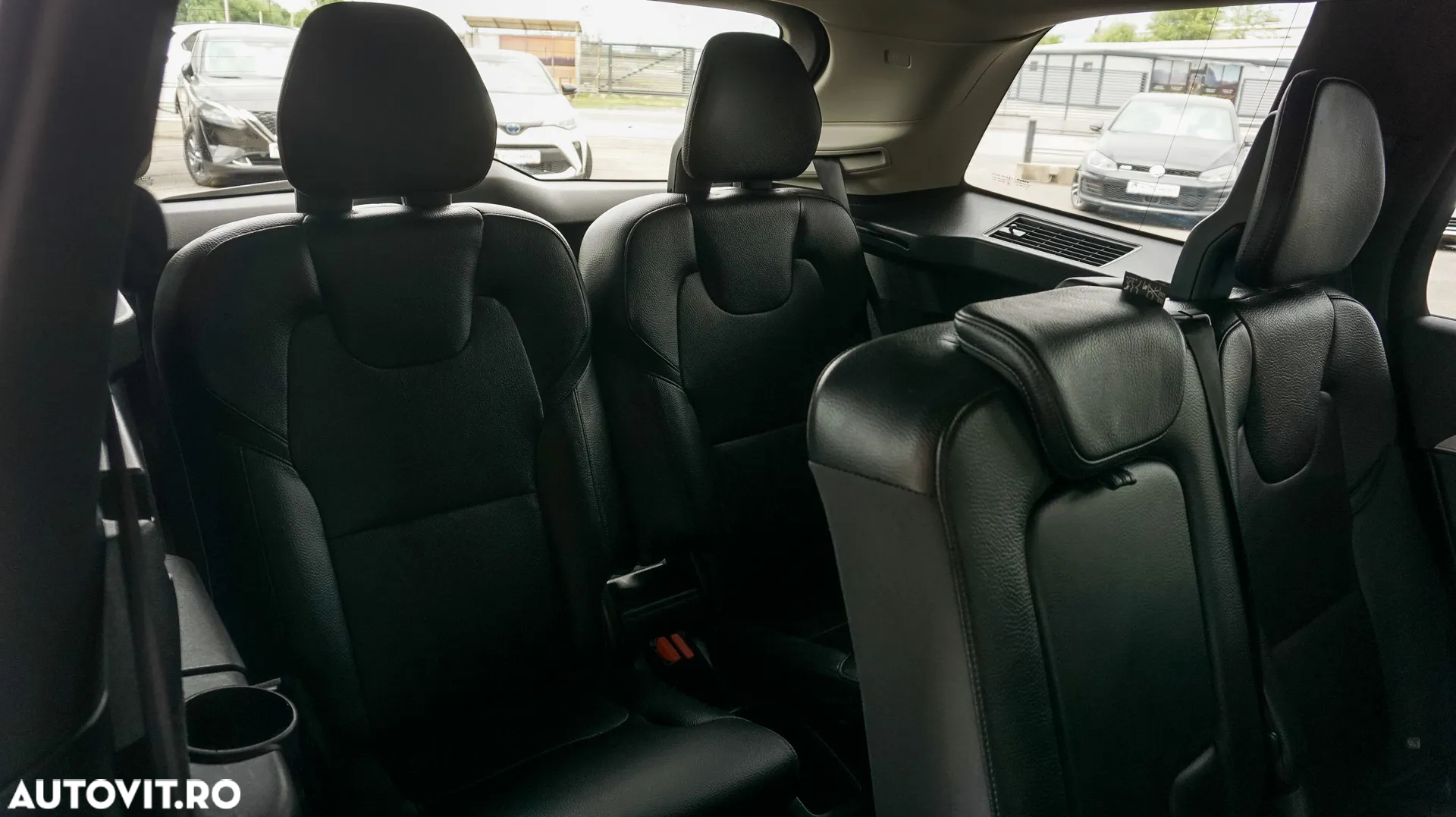 Volvo XC 90 D5 AWD Geartronic RDesign - 29