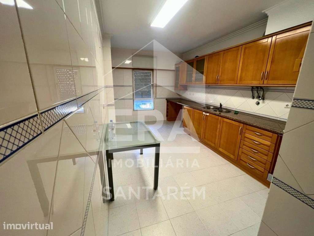 Apartamento T2 em Belas - Grande imagem: 2/9