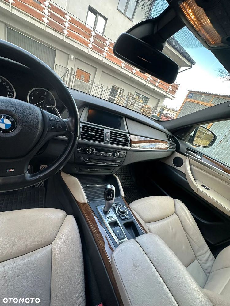 BMW X6 - 10