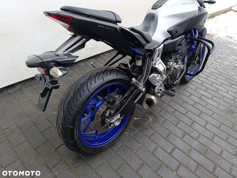 Yamaha MT - 19
