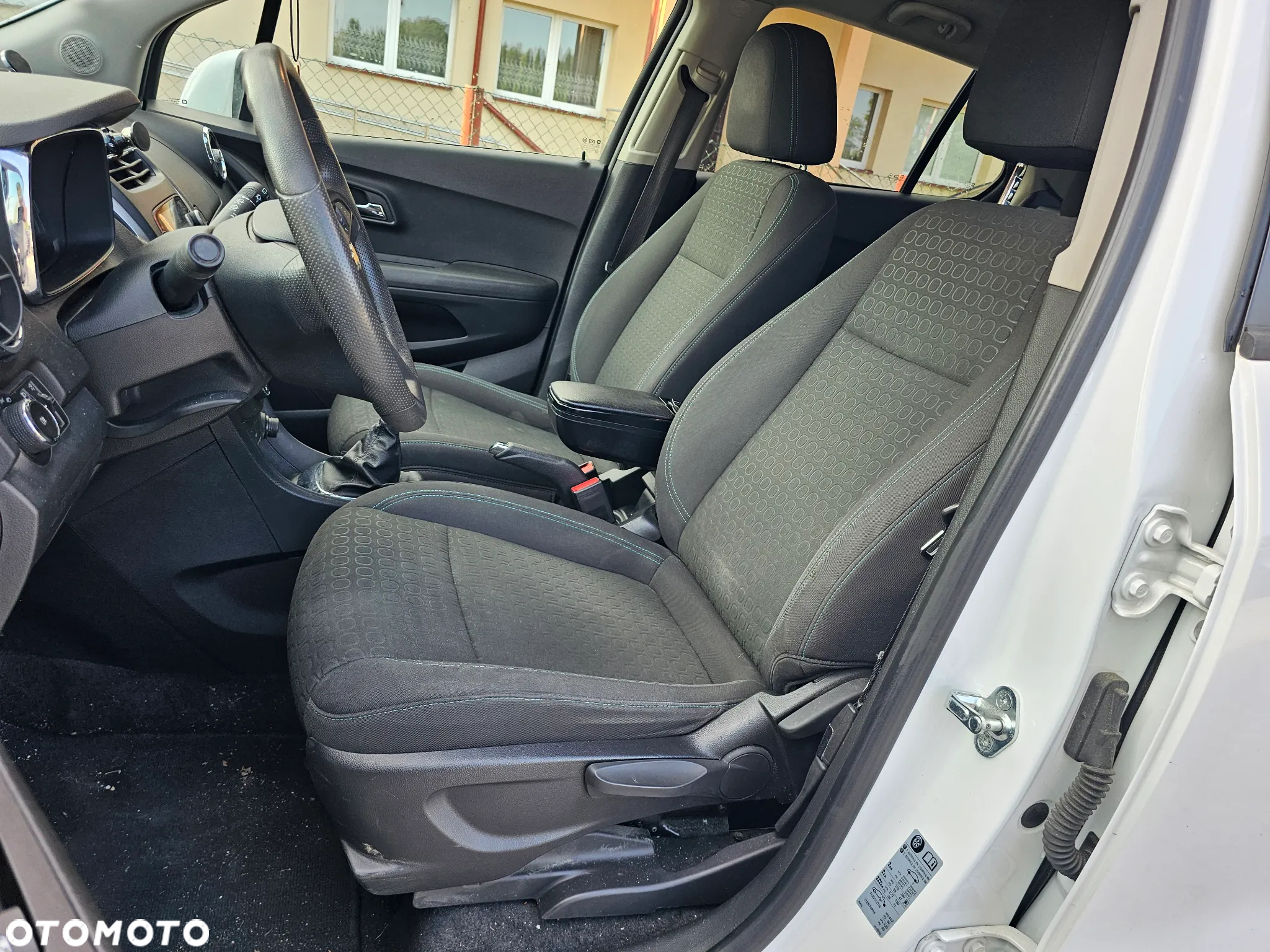 Chevrolet Trax 1.6 LS - 17