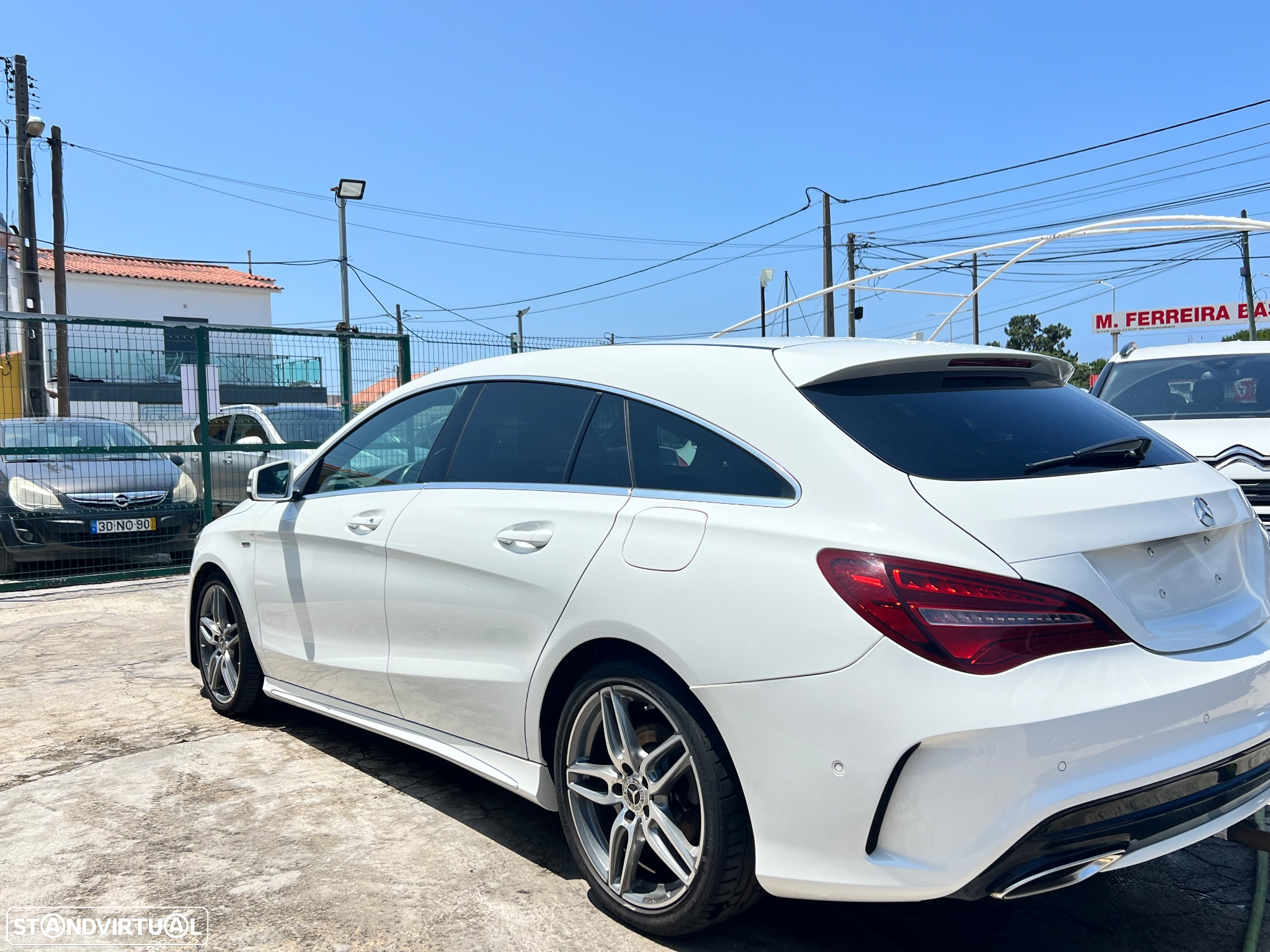 Mercedes-Benz CLA 180 d Shooting Brake AMG Line - 5