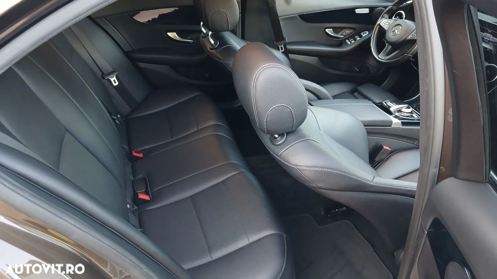 Mercedes-Benz C - 17