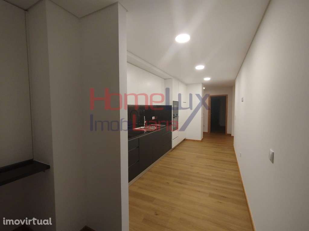 Apartamento T3 Novo c/ 2 Varandas ( Junto ao metro ) - Rio Tinto - Grande imagem: 3/27