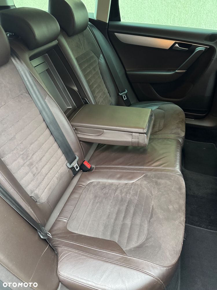 Volkswagen Passat 2.0 TSI Highline - 9