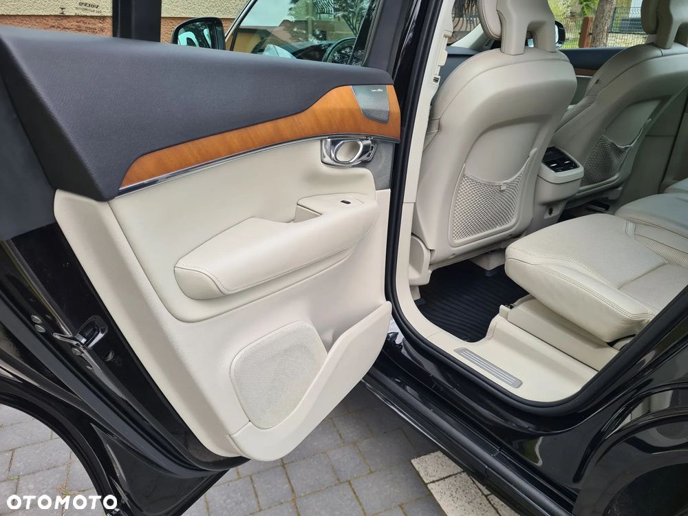 Volvo XC 90 D5 AWD Inscription 7os - 15