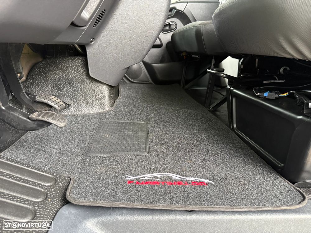 Renault Master 2.3 Dci SS C.Dupla 135 cv 7 Lug AC - 12