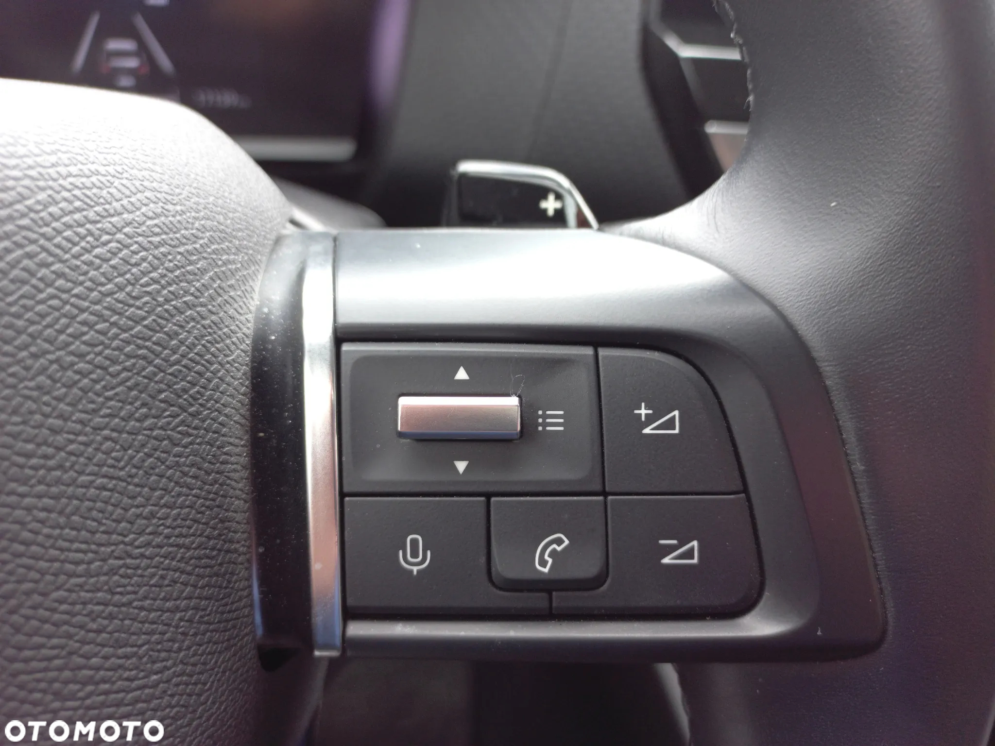 Citroën C4 1.2 PureTech Shine S&S EAT8 - 19