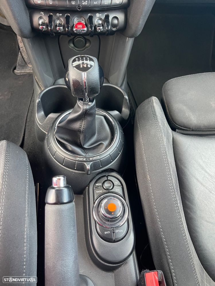 MINI Cabrio Cooper D - 15