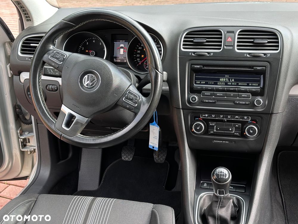 Volkswagen Golf 1.2 TSI MATCH - 8