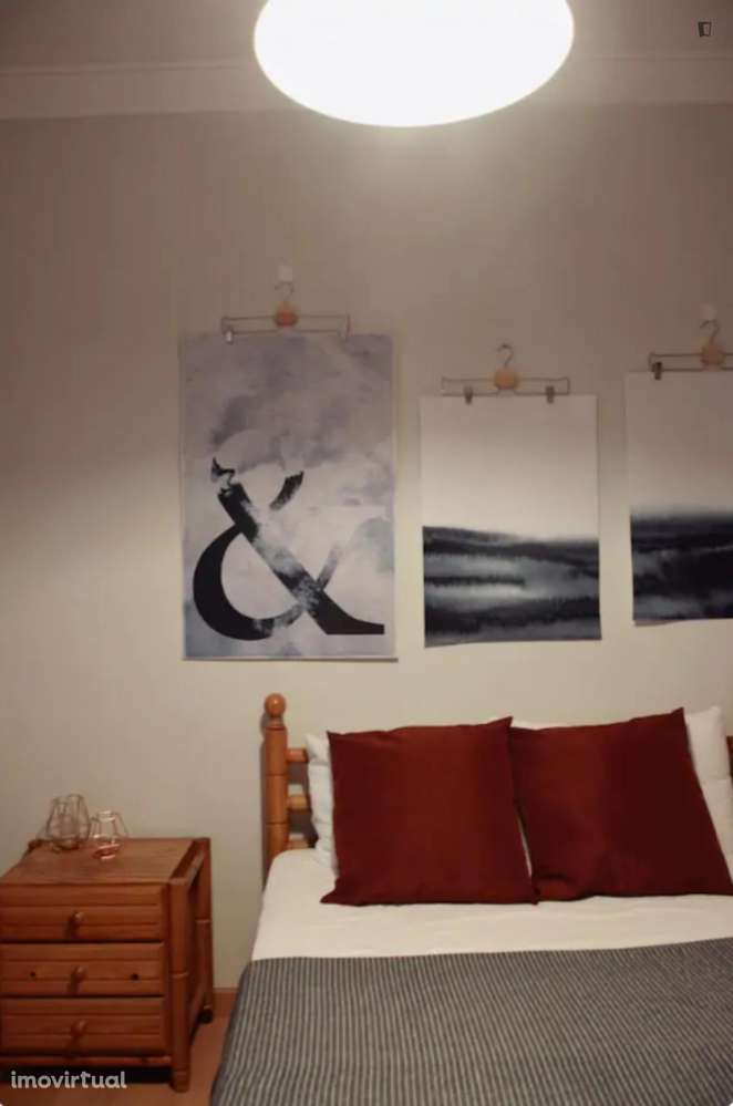 Quarto - localizado em Cidral Coimbra - Grande imagem: 3/10