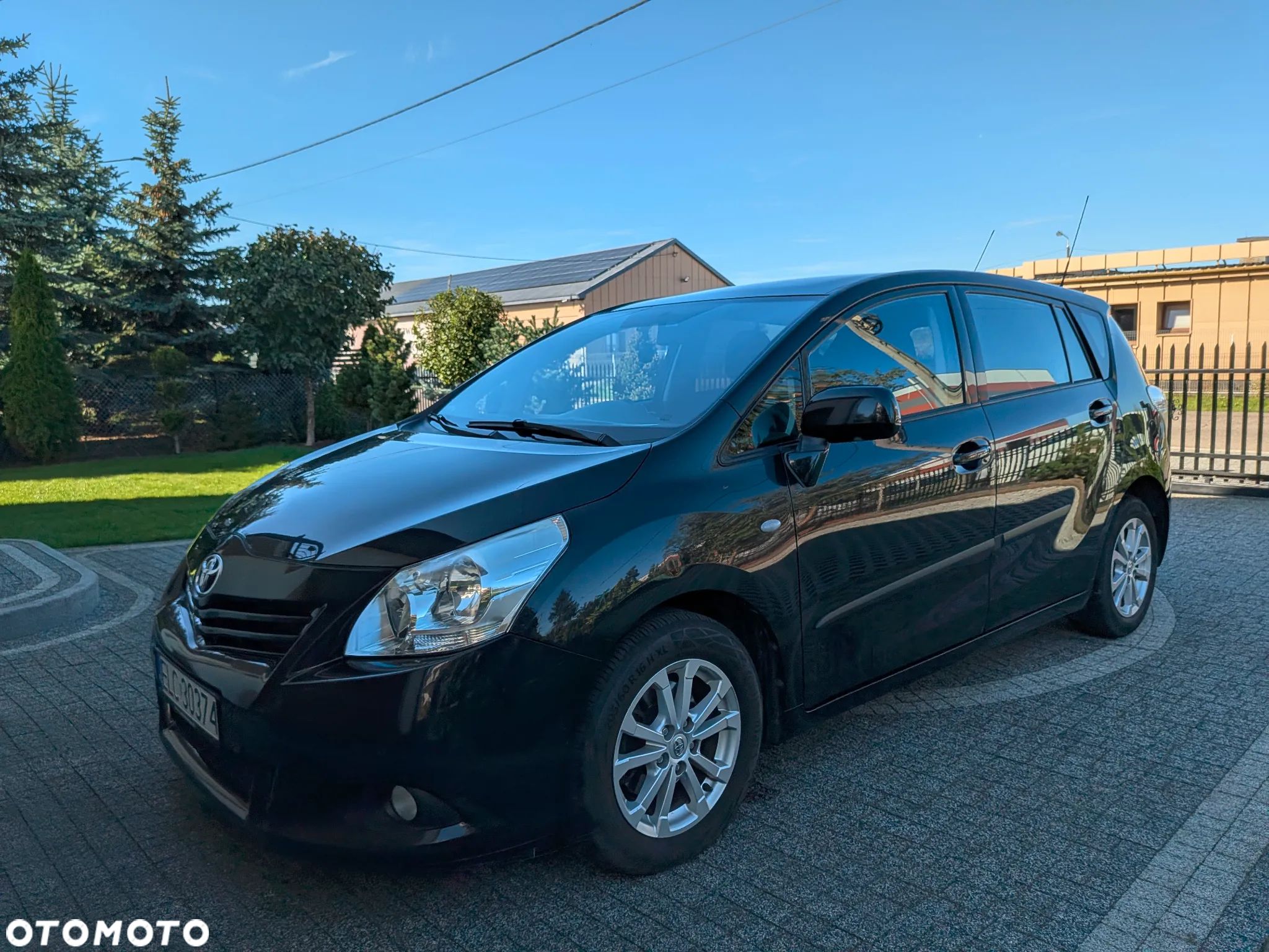 Toyota Verso 1.8 Sol - 1