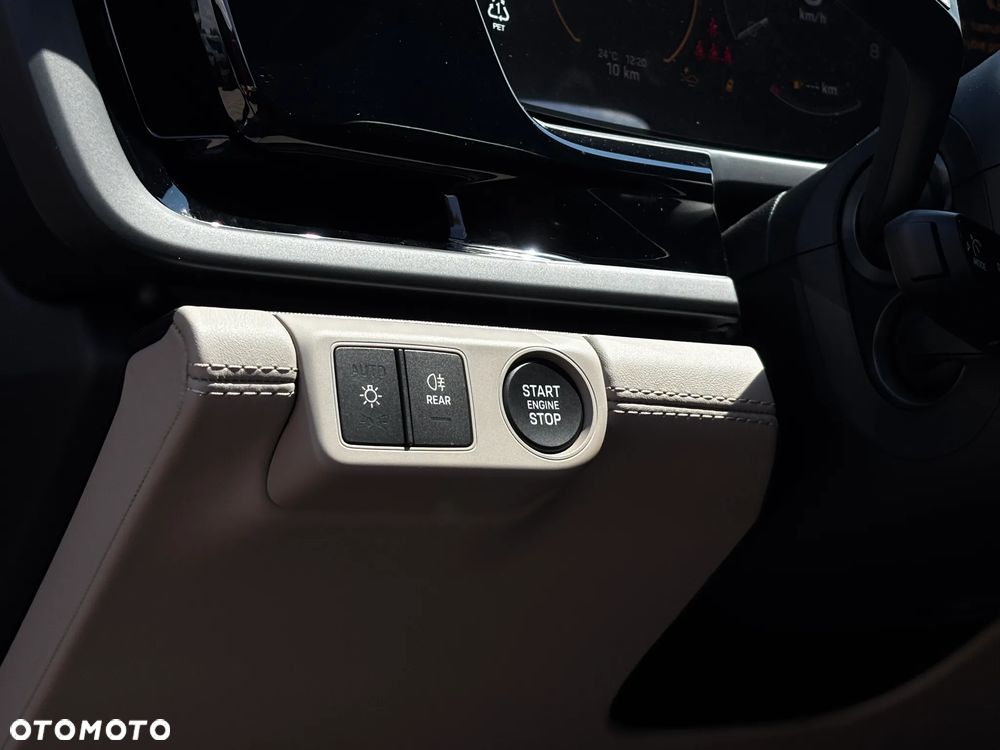 Porsche Panamera 4 - 37