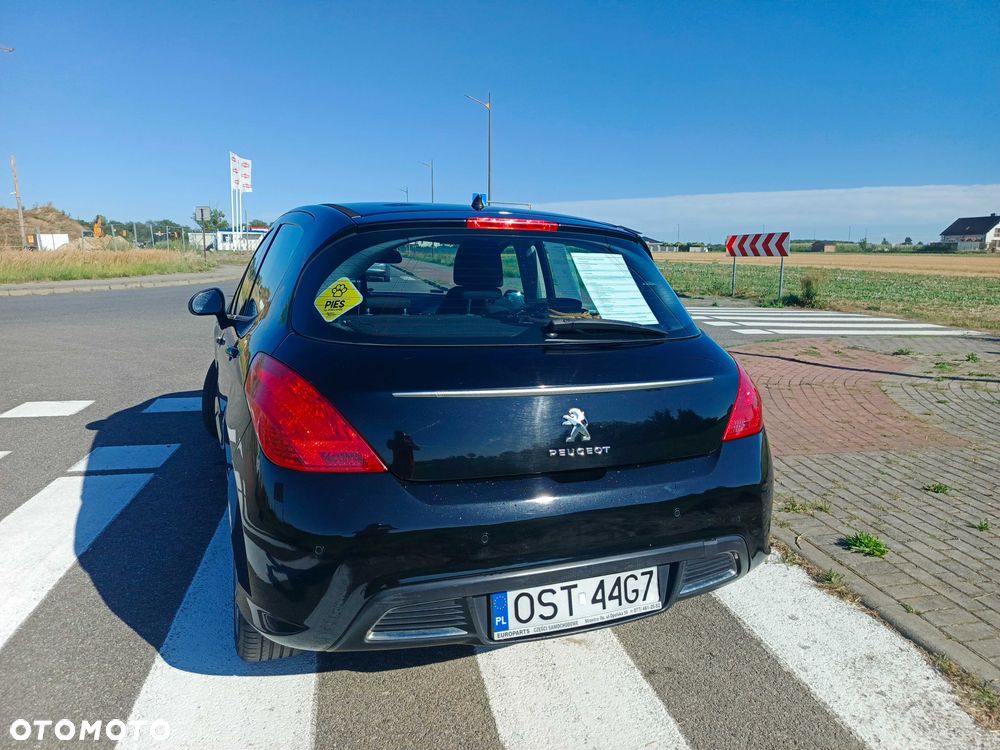 Peugeot 308 - 4
