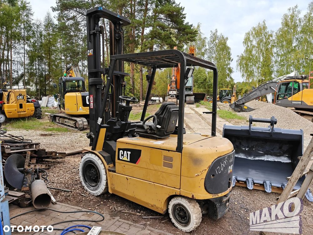 Caterpillar EP35K-PAC - 1