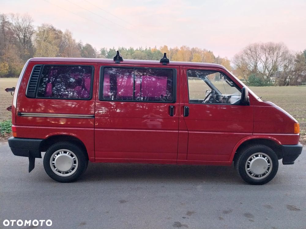 Volkswagen Multivan - 2
