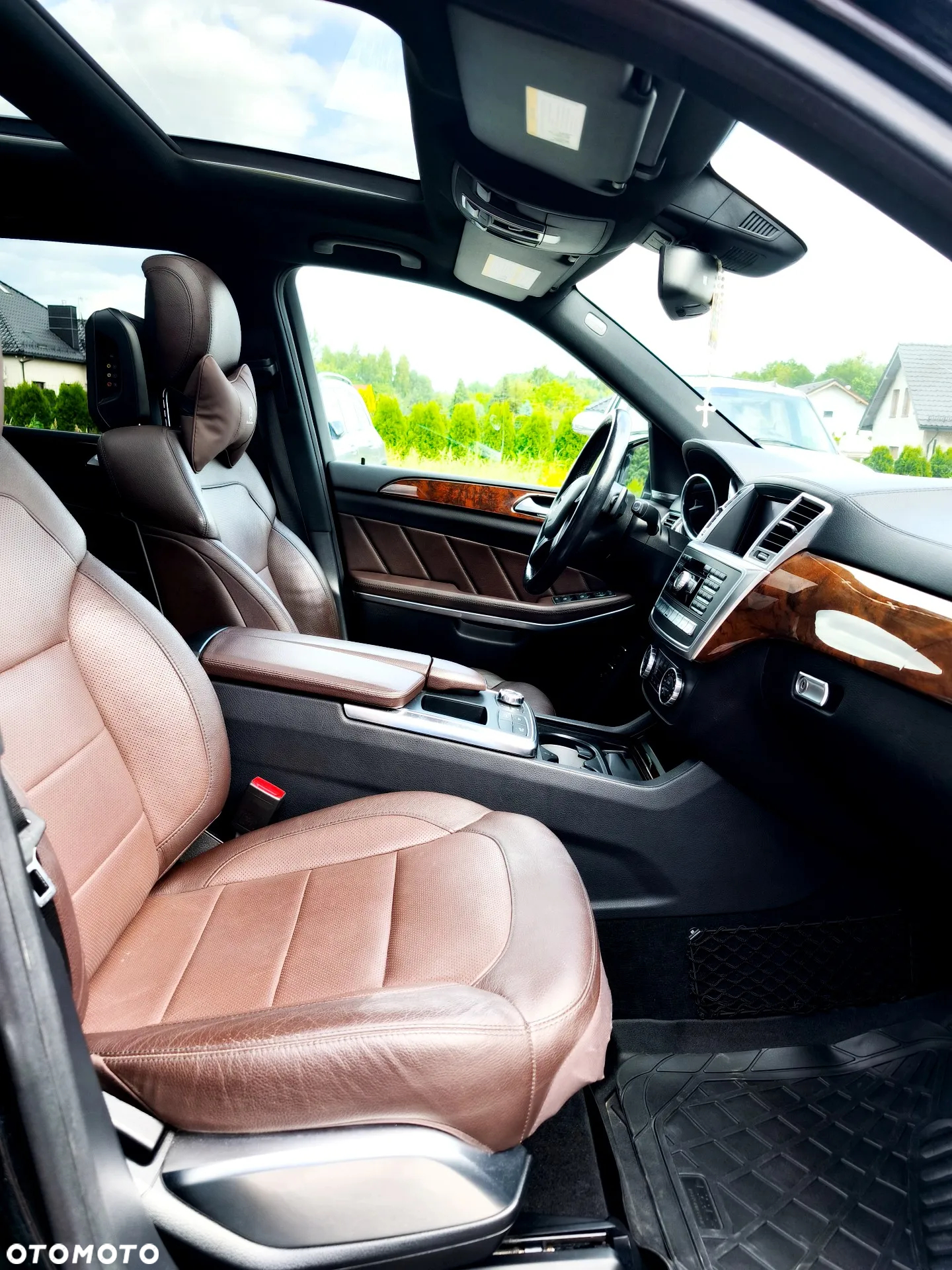 Mercedes-Benz GL - 16