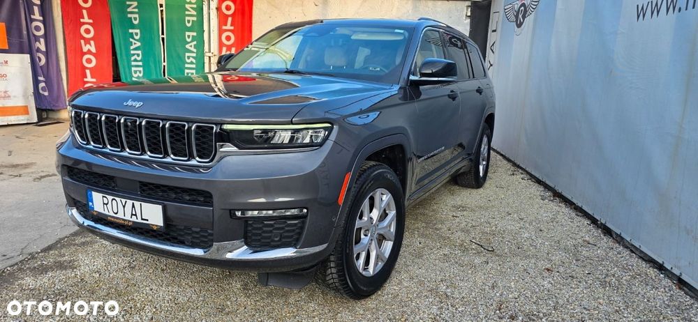 Jeep Grand Cherokee - 22