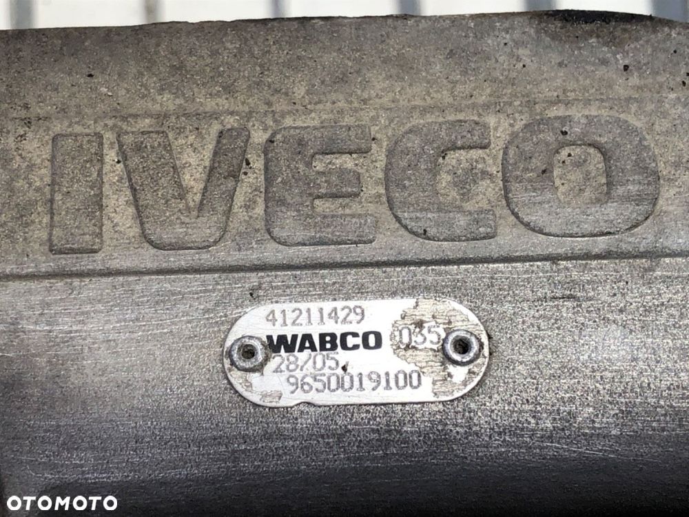 PEDAŁY  IVECO STRALIS I 2002 - 2022 AS 260S48 353 kW [480 KM] 6x2/4 2002 41211429 - 4