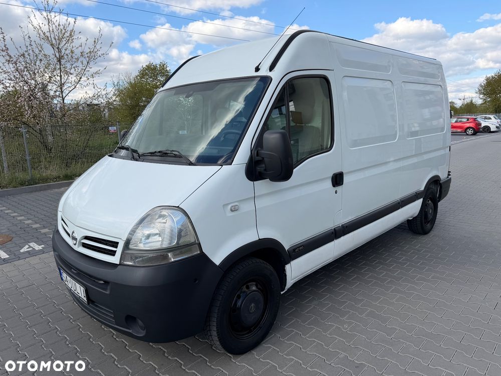 Nissan interstar - 1
