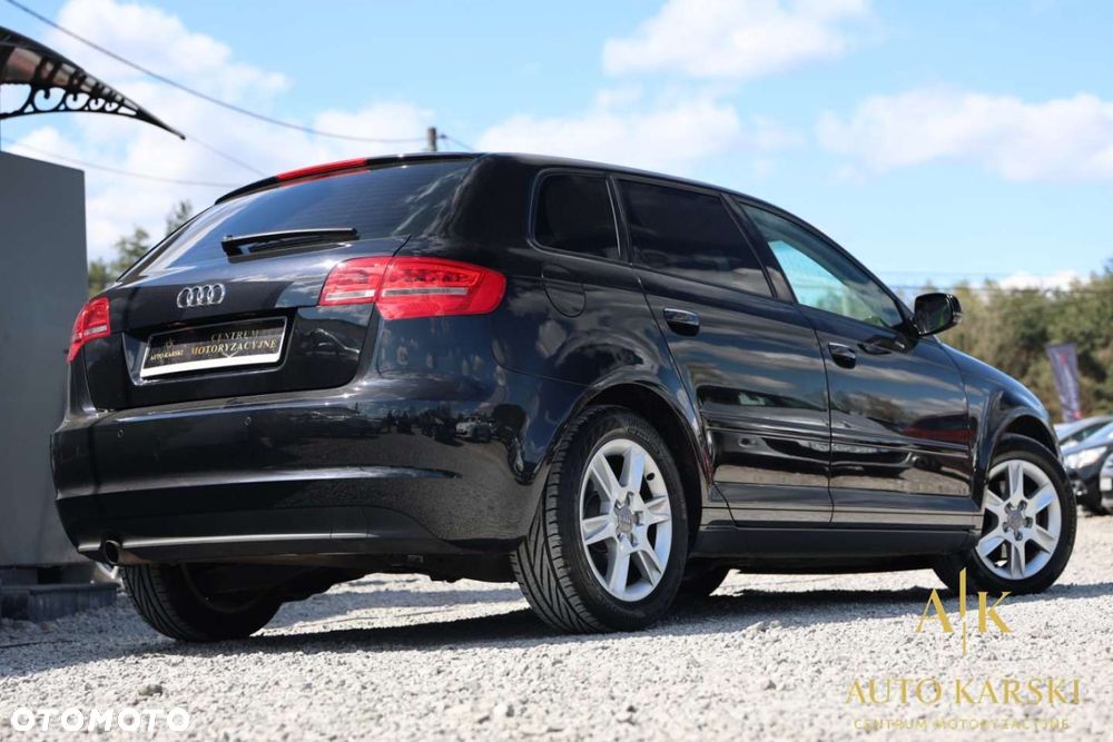 Audi A3 Sportback - 4