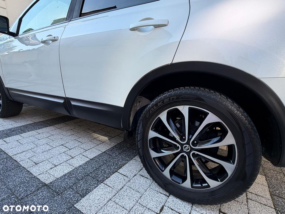 Nissan Qashqai 1.6 DCi Tekna - 11