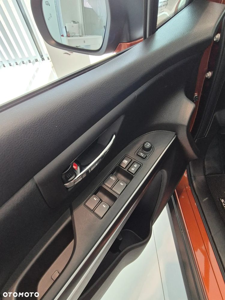 Suzuki S-Cross 1.4 BoosterJet mHEV Premium Plus SP - 9