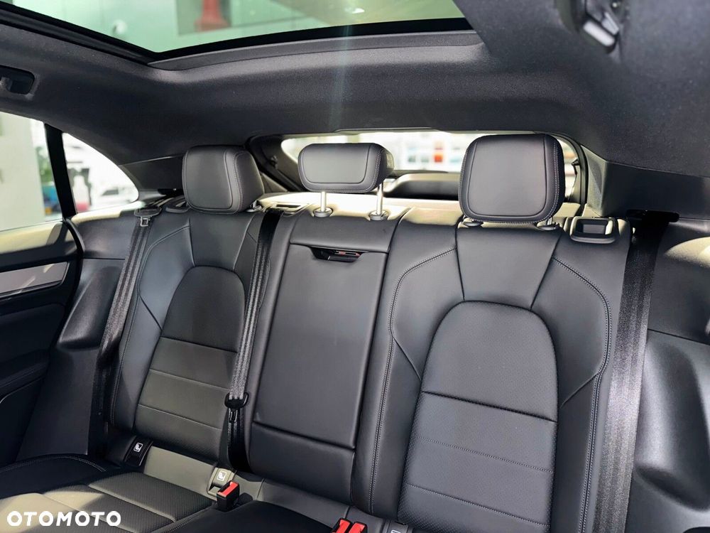 Porsche Macan - 27