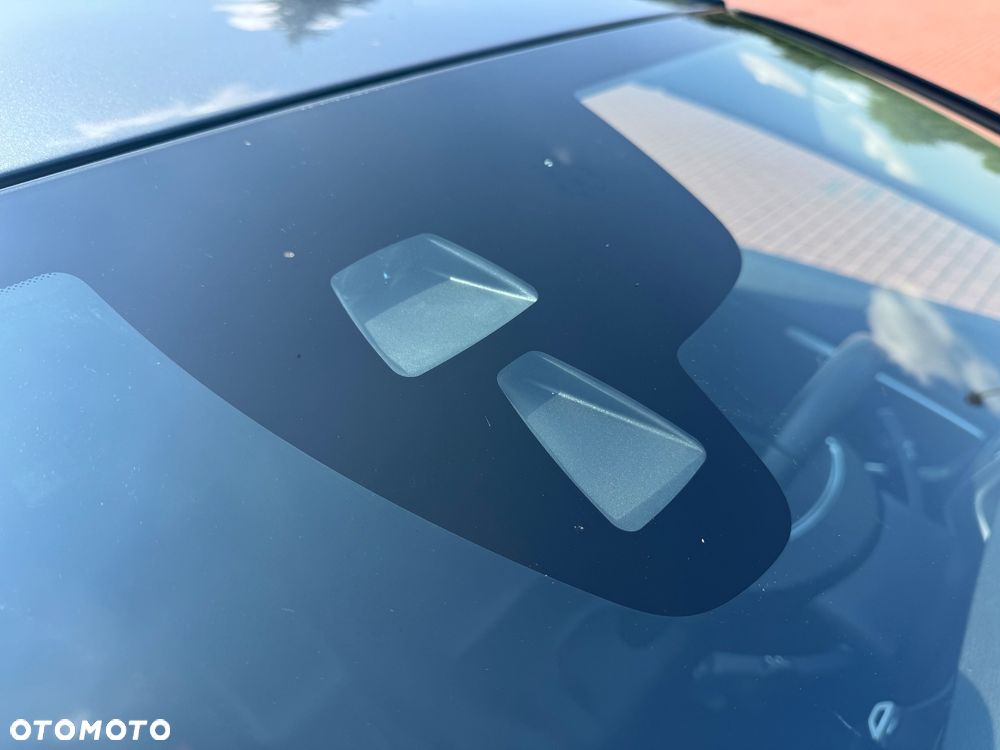 Volvo V40 T3 Geartronic Summum - 18