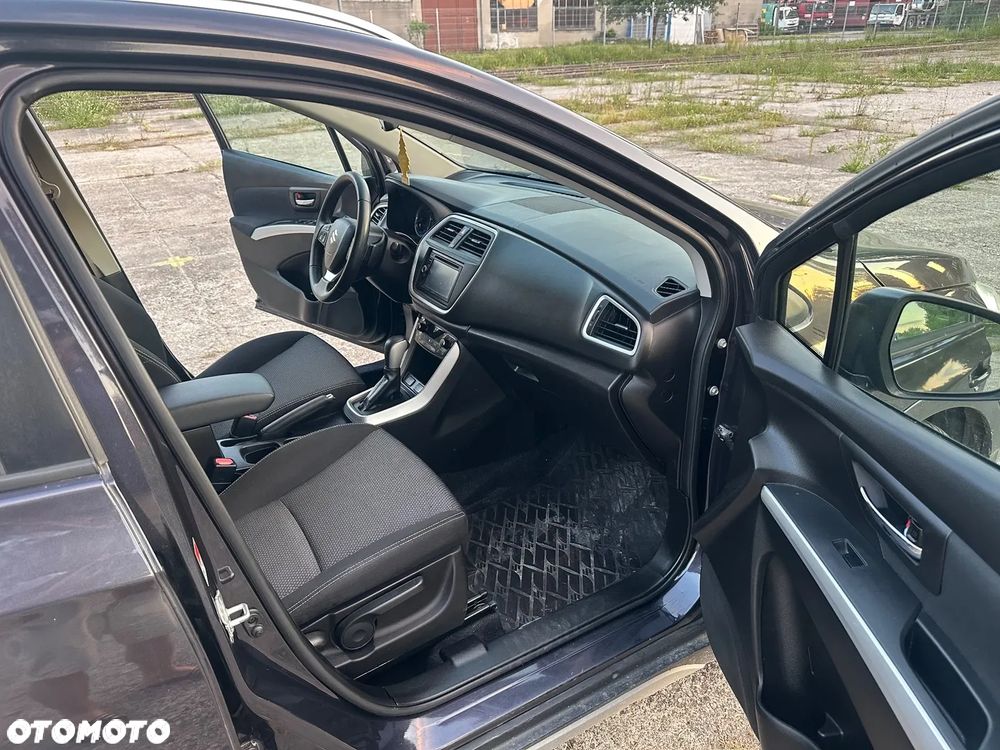 Suzuki SX4 1.6 Premium - 25