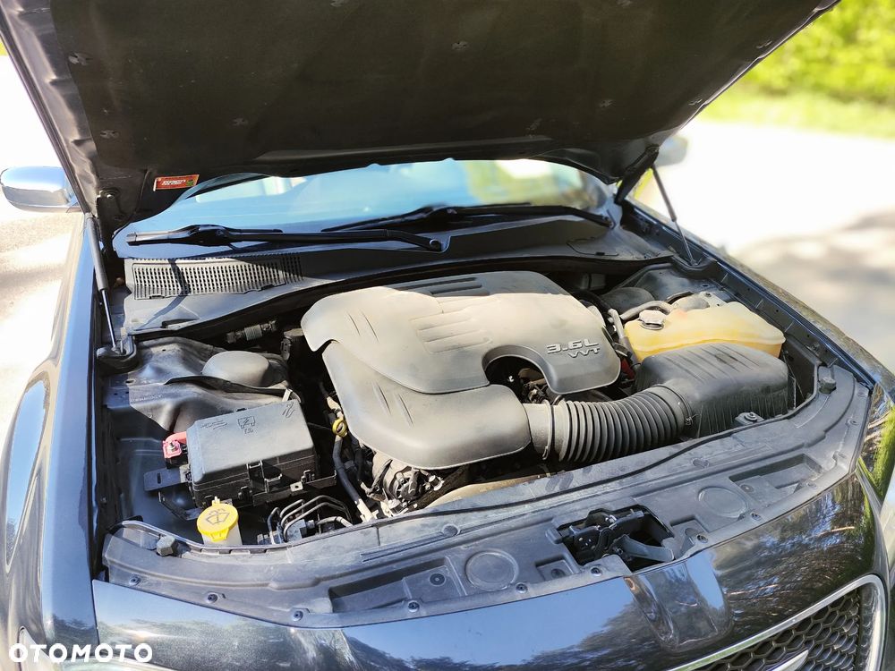 Chrysler 300C - 9