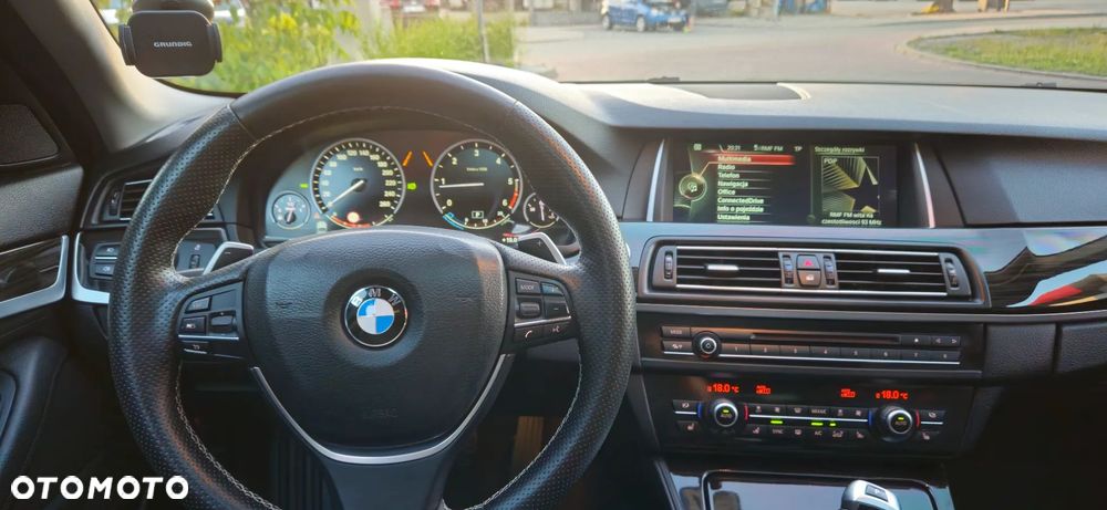 BMW Seria 5 520d Luxury Line - 8