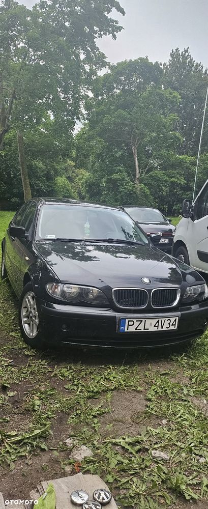 BMW Seria 3 318d - 3