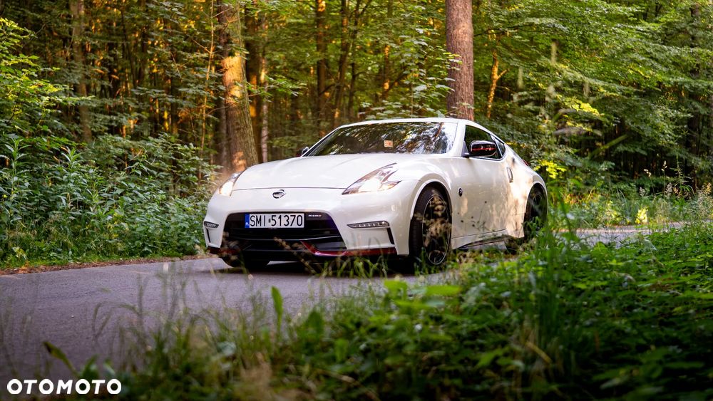 Nissan 370 Z 3.7 V6 Nismo - 3