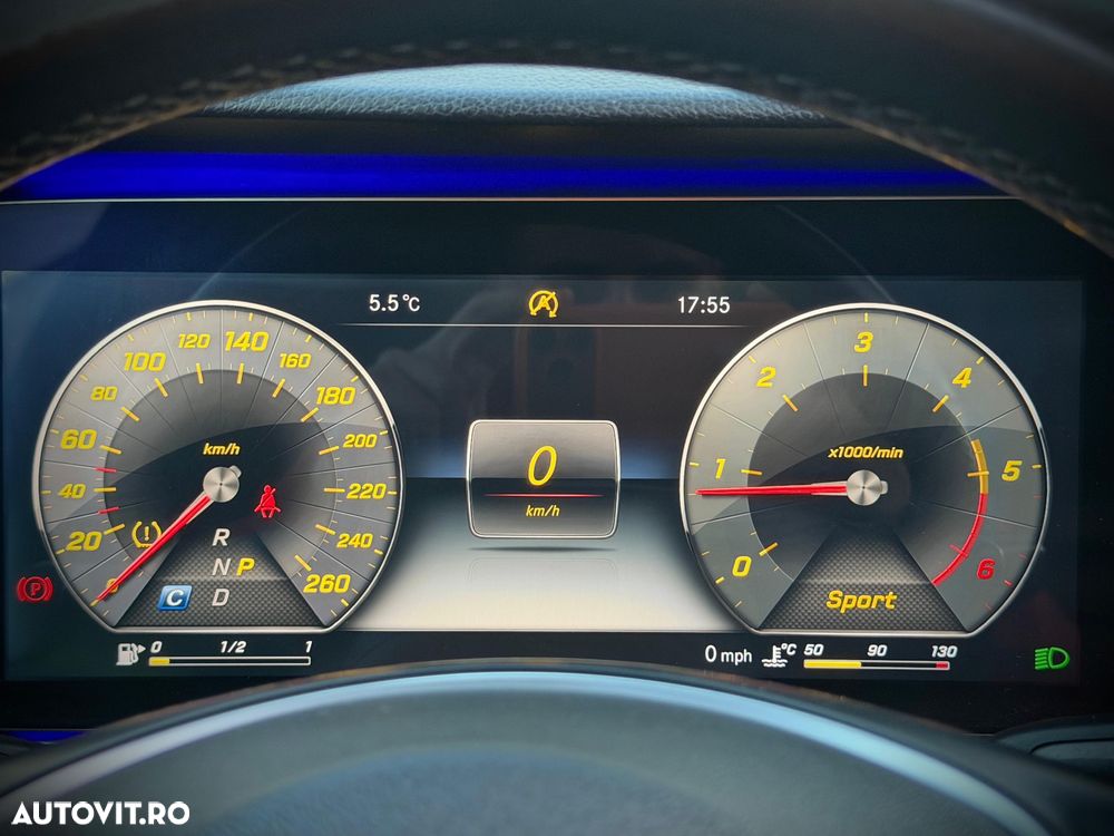 Mercedes-Benz E 220 d 4MATIC 9G-TRONIC Avantgarde - 37