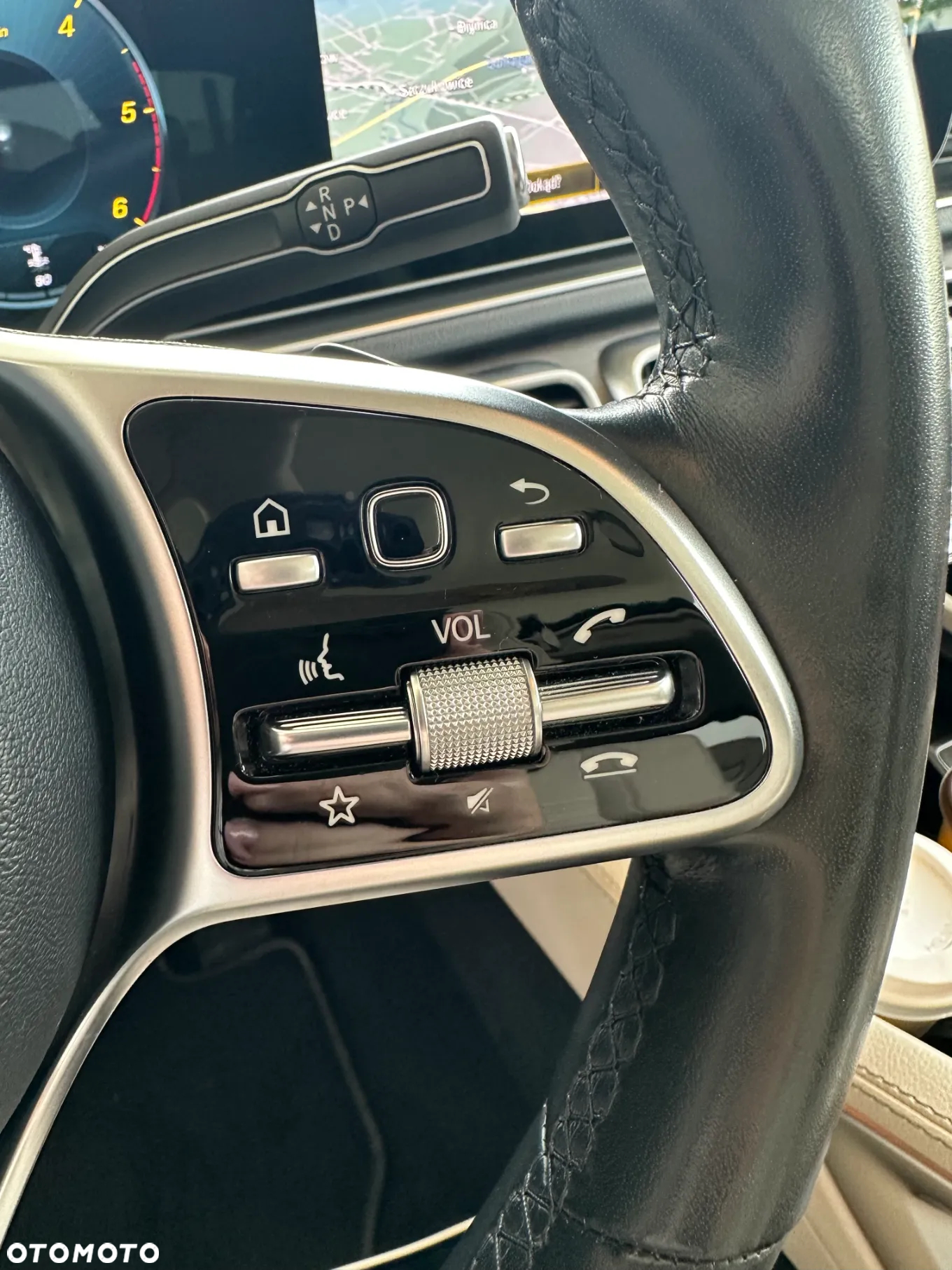 Mercedes-Benz GLE - 39