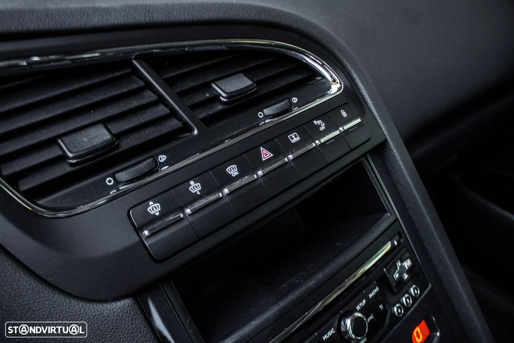 Peugeot 5008 HDI 115 Allure - 19