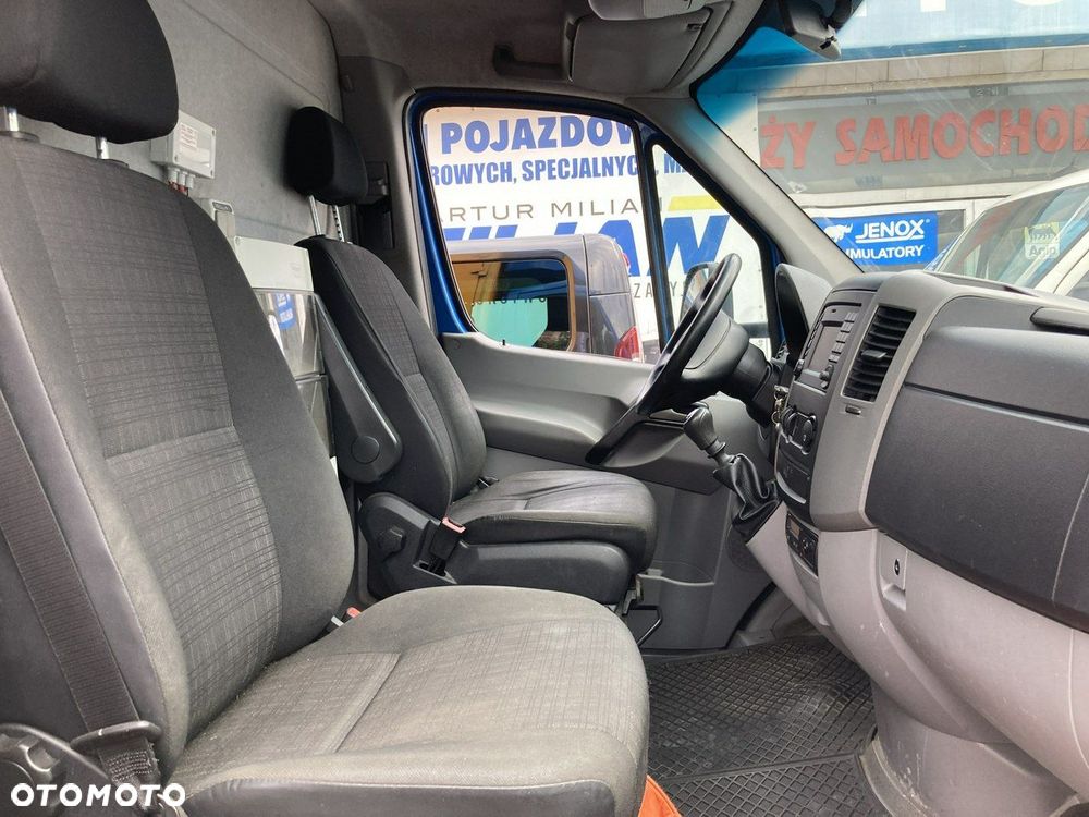 Mercedes-Benz Sprinter - 31