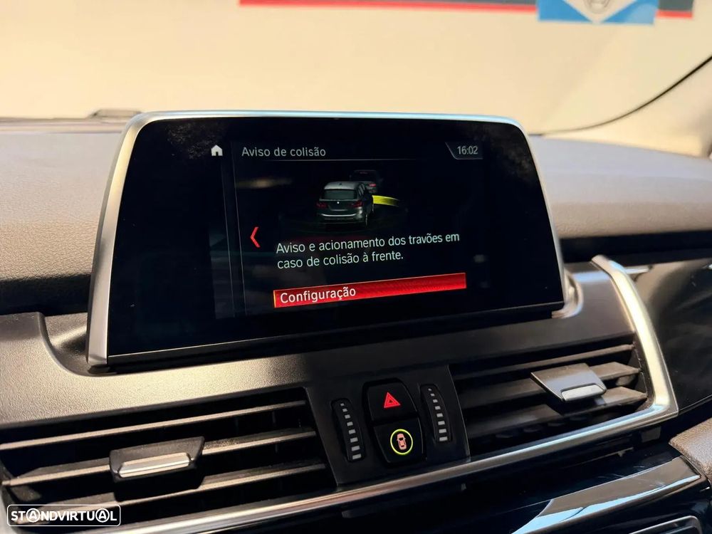 BMW 216 Active Tourer d Line Sport Auto — fotografia 19