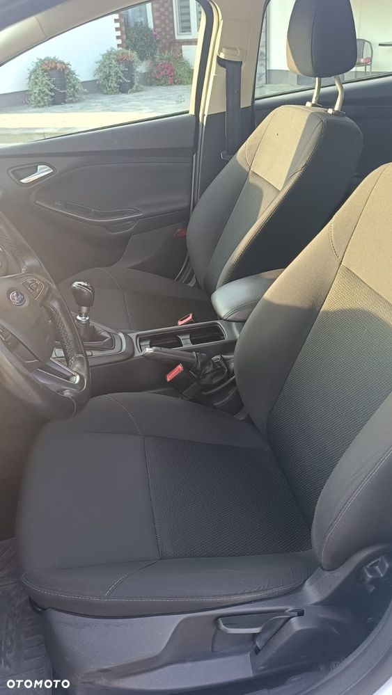 Ford Focus - 15