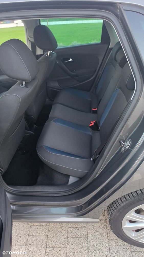 Volkswagen Polo 1.6 TDI DPF Highline - 9