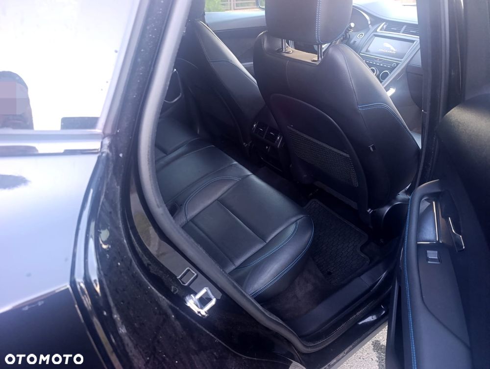 Jaguar E-Pace P250 AWD R-Dynamic - 17