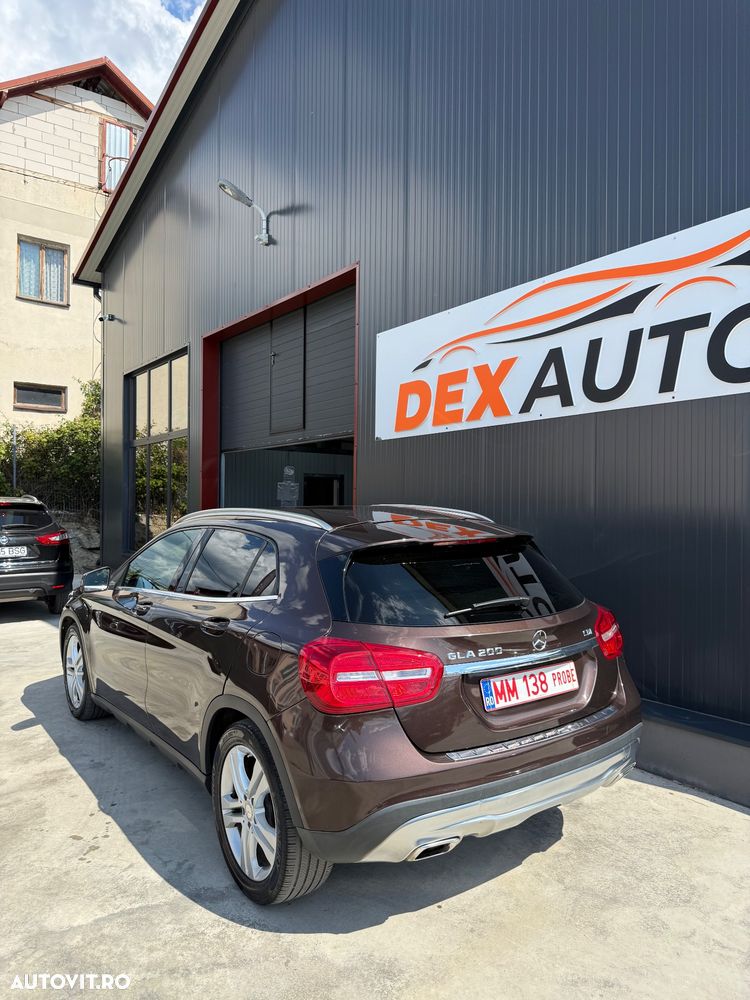 Mercedes-Benz GLA 200 d 7G-DCT Style - 17