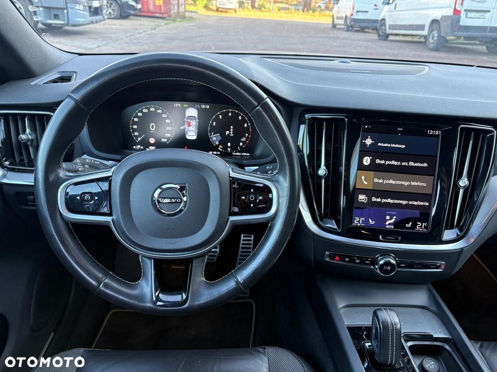 Volvo S60 B5 B AWD R-Design - 11