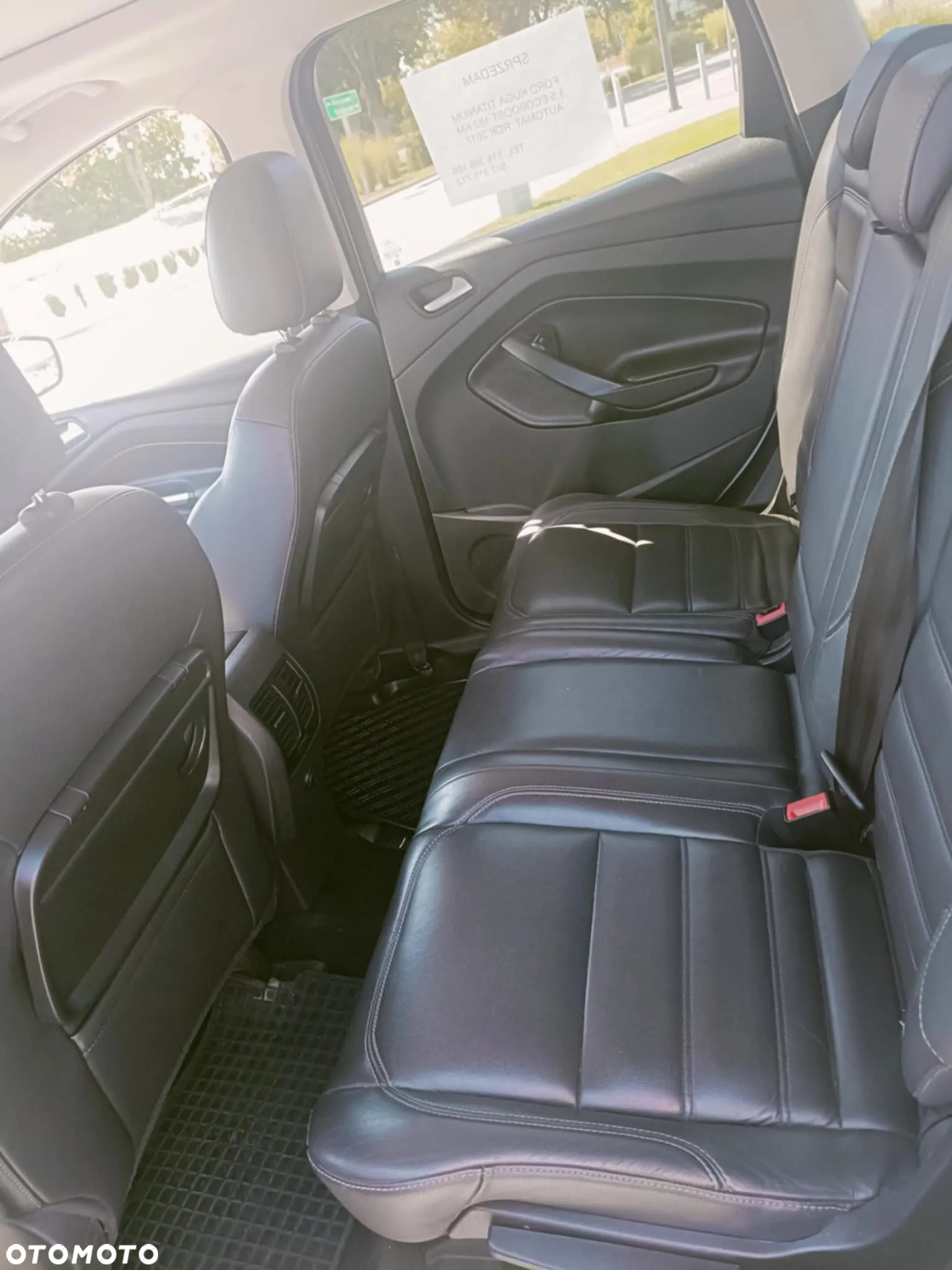 Ford Kuga 1.5 EcoBoost 4x4 Titanium - 6