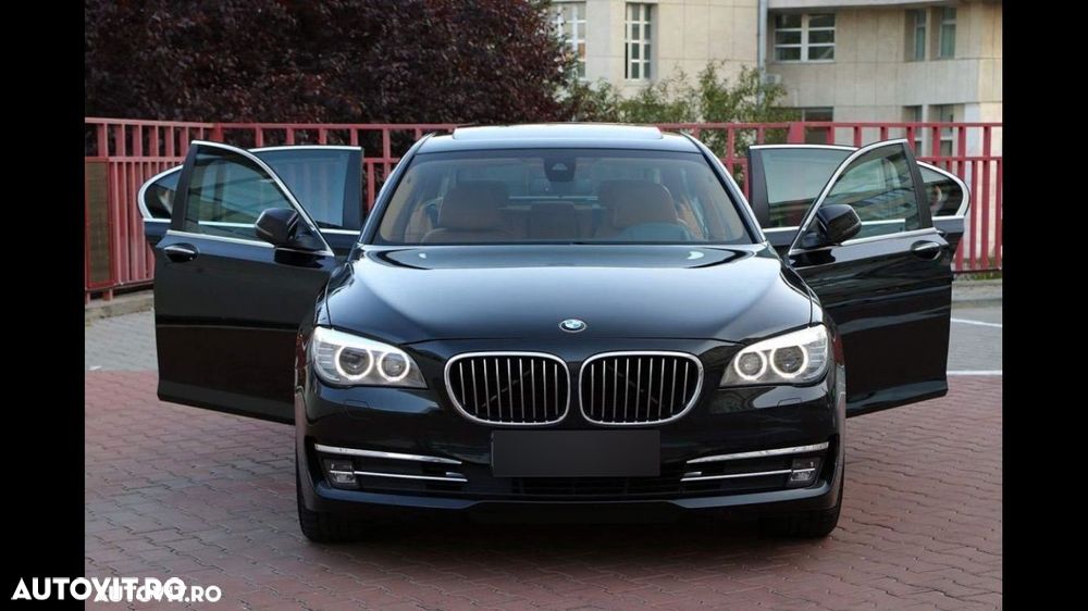 BMW Seria 7 730d - 25